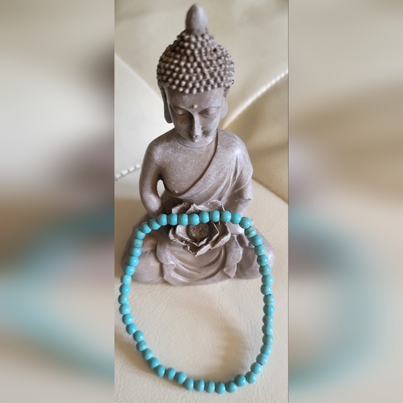 Turquoise Howlite bracelet - Picture 1 of 1